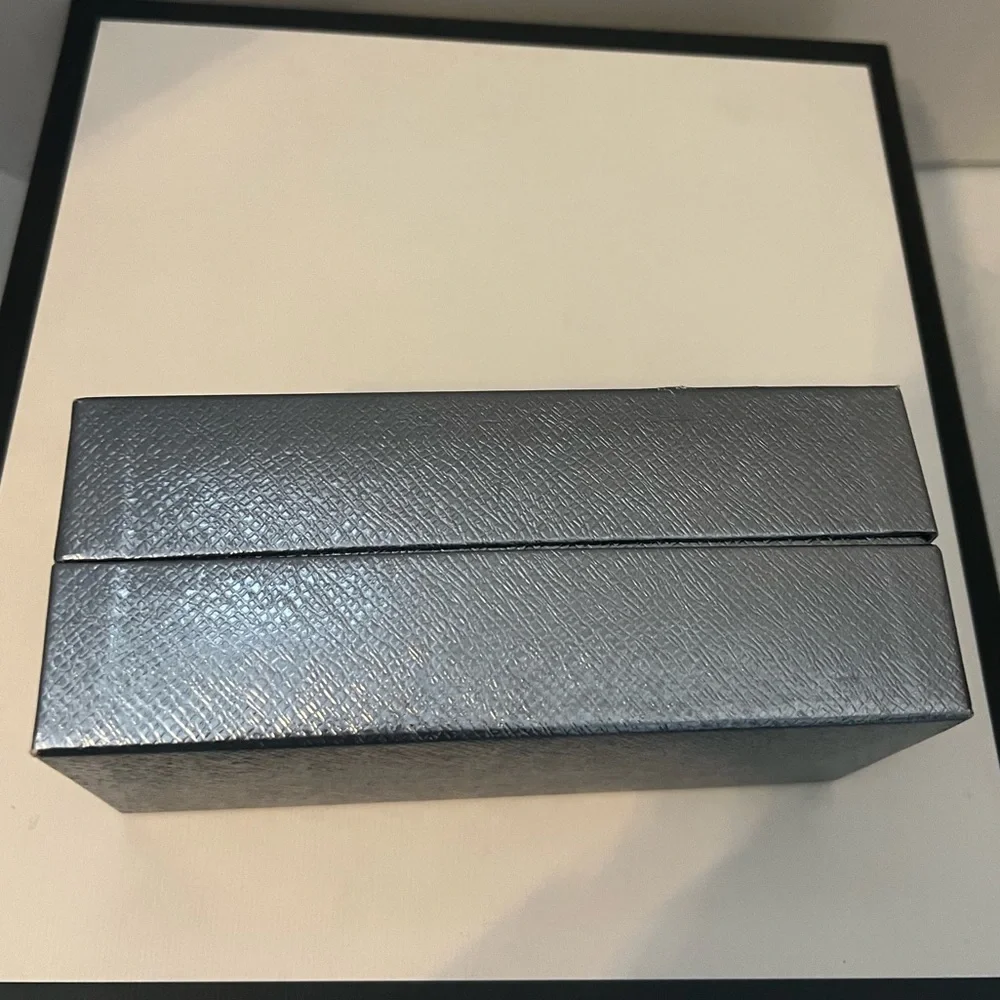 Prada Box - Picture 6 of 8